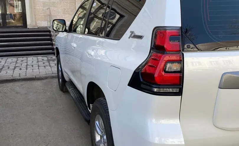 Toyota Land Cruiser Prado 2022 года за 26 500 000 тг. в Павлодар фото 1