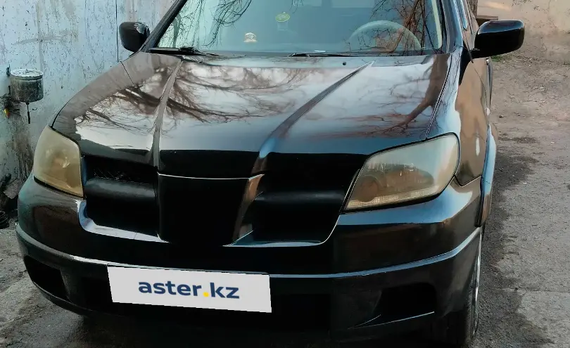 Mitsubishi Outlander 2005 года за 3 600 000 тг. в Тараз фото 2