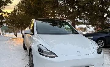 Tesla Model Y 2021 года за 11 000 000 тг. в Алматы фото 3