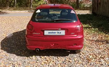 Peugeot 206 2008 года за 2 000 000 тг. в Усть-Каменогорск фото 3