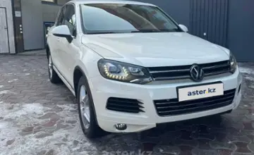 Volkswagen Touareg 2010 года за 8 000 000 тг. в Алматы