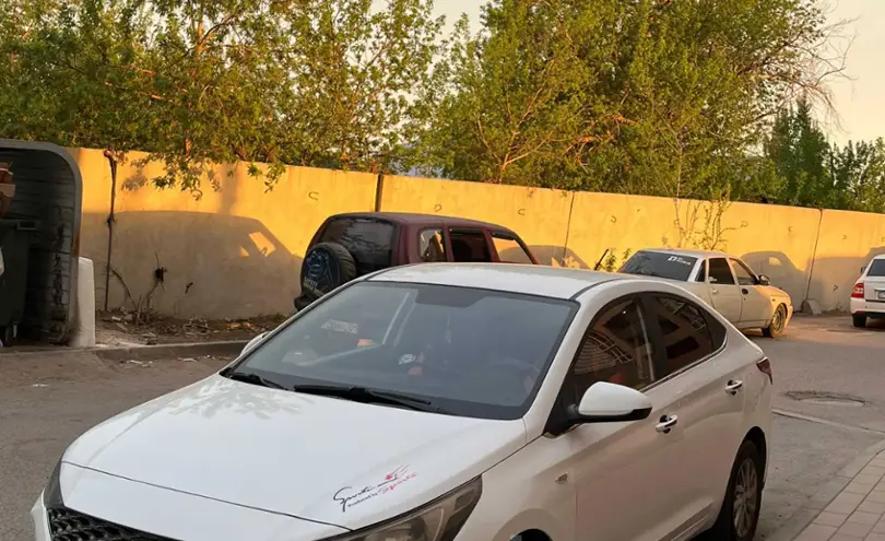 Hyundai Accent 2020 года за 7 500 000 тг. в Астана фото 2
