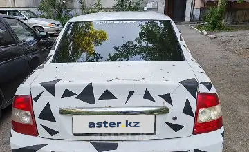 LADA (ВАЗ) Priora 2013 года за 1 560 000 тг. в Усть-Каменогорск фото 3