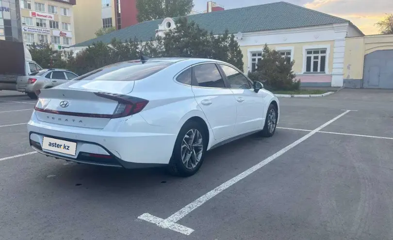 Hyundai Sonata 2022 года за 11 700 000 тг. в Западно-Казахстанская область