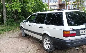 Volkswagen Passat 1992 года за 1 300 000 тг. в Уральск