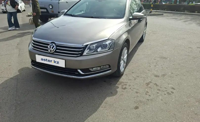 Volkswagen Passat 2014 года за 5 200 000 тг. в Алматы