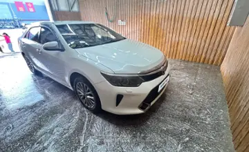 Toyota Camry 2017 года за 10 500 000 тг. в Восточно-Казахстанская область фото 2