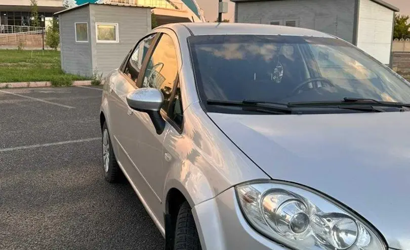 Fiat Linea 2011 года за 2 000 000 тг. в Тараз фото 3