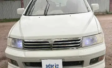 Mitsubishi Chariot 1998 года за 2 200 000 тг. в Алматы фото 1
