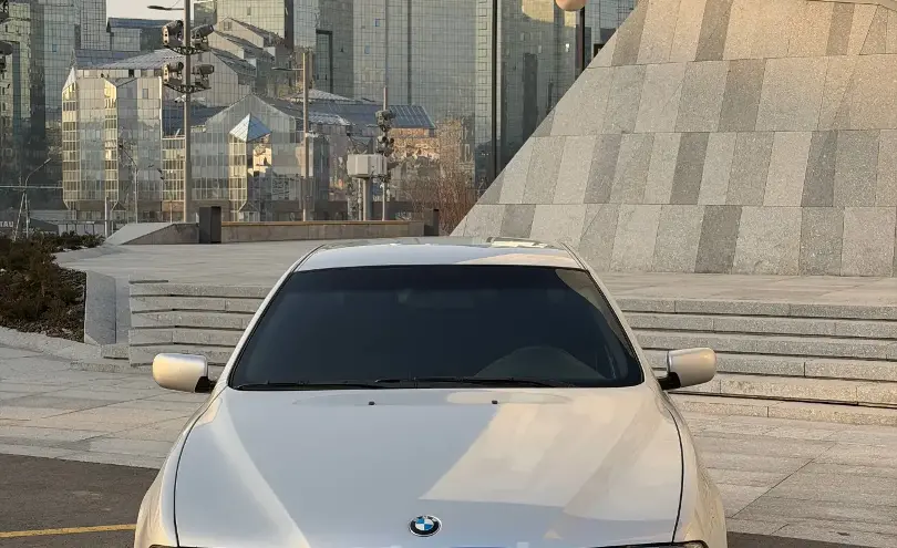 BMW 5 серии 2002 года за 5 800 000 тг. в Алматы