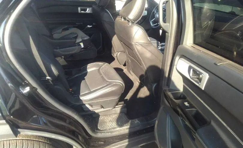 Ford Explorer 2022 года за 25 000 000 тг. в Караганда фото 5
