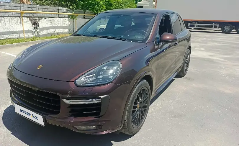 Porsche Cayenne 2015 года за 22 000 000 тг. в Алматы