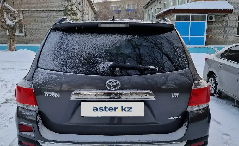 Toyota Highlander 2012 года за 12 400 000 тг. в Семей фото 4