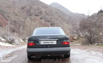 Mercedes-Benz E-Класс 1995 года за 4 500 000 тг. в Тараз