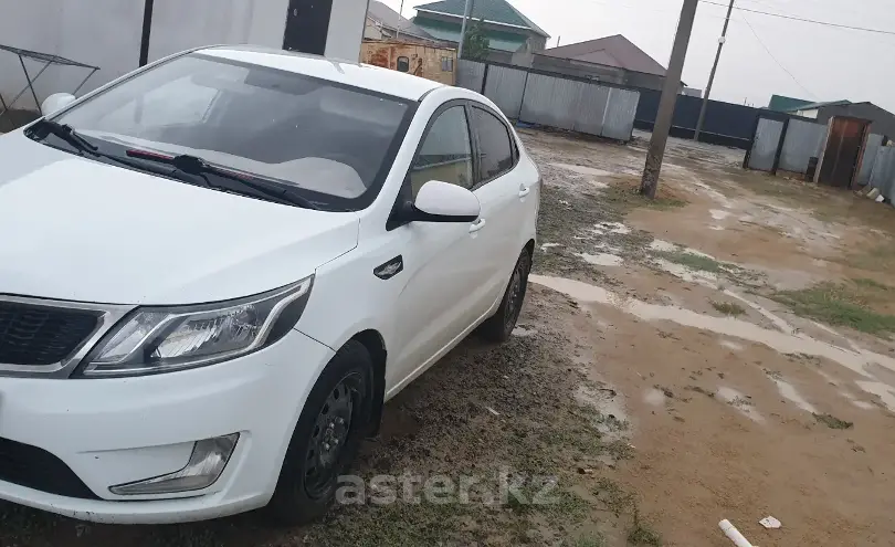 Kia Rio 2014 года за 2 700 000 тг. в Атырау