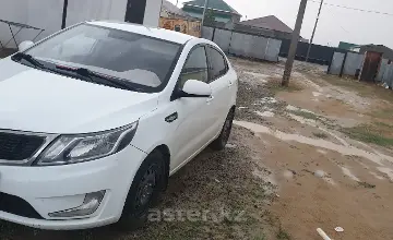 Kia Rio 2014 года за 2 700 000 тг. в Атырау фото 1