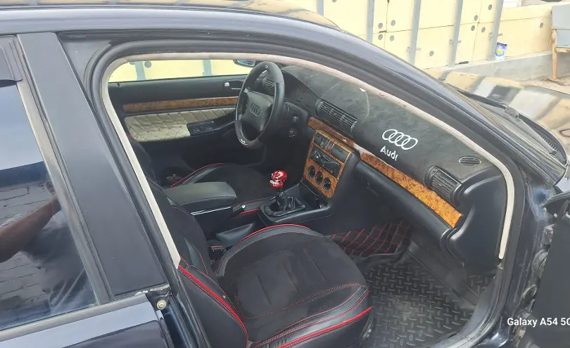 Audi A4 1995 года за 1 800 000 тг. в Павлодарская область фото 4