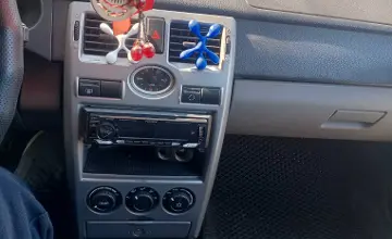 LADA (ВАЗ) Priora 2008 года за 1 800 000 тг. в Восточно-Казахстанская область фото 4