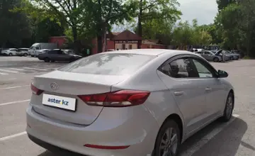 Hyundai Elantra 2018 года за 6 700 000 тг. в Алматы фото 4