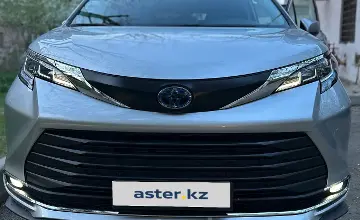 Toyota Sienna 2023 года за 23 000 000 тг. в Алматы фото 4