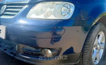 Volkswagen Touran 2005 года за 4 200 000 тг. в Астана фото 4