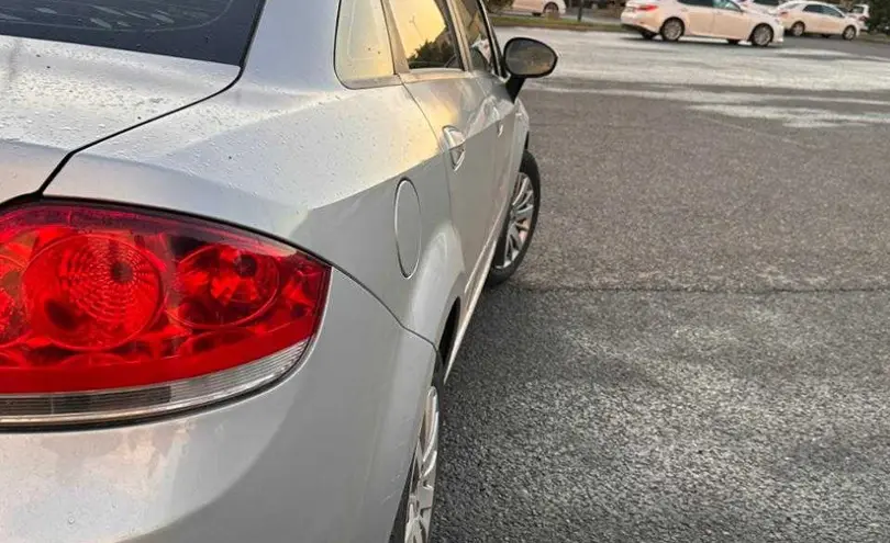 Fiat Linea 2011 года за 2 000 000 тг. в Тараз