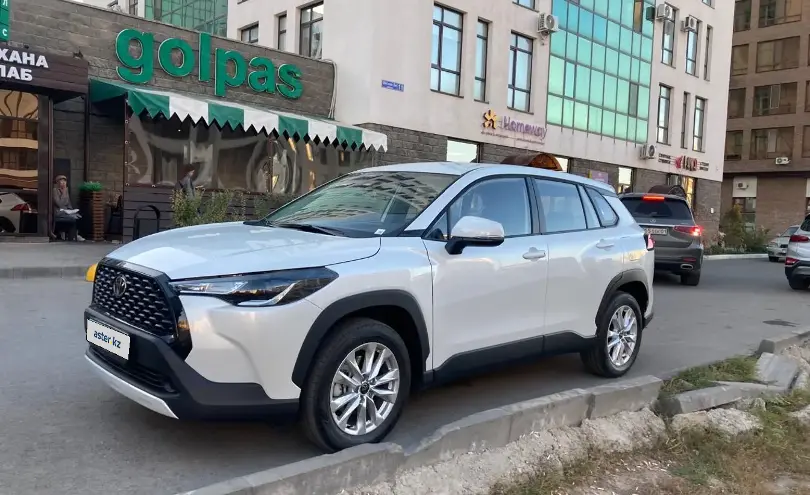 Toyota Corolla Cross 2025 года за 12 000 000 тг. в Астана