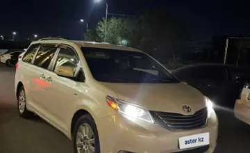 Toyota Sienna 2016 года за 15 000 000 тг. в Шымкент фото 3