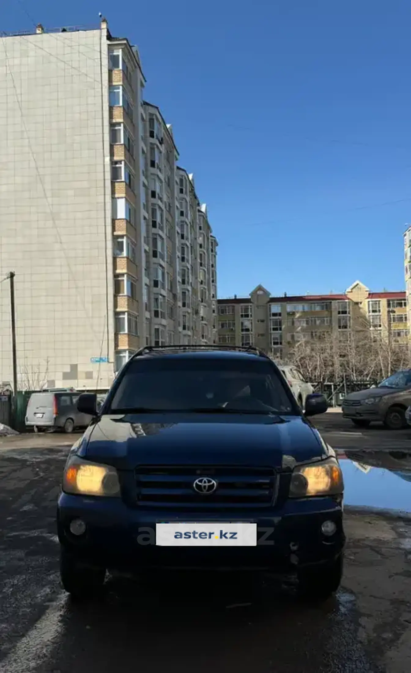 Toyota Highlander 2004 года за 4 500 000 тг. в Астана фото 1