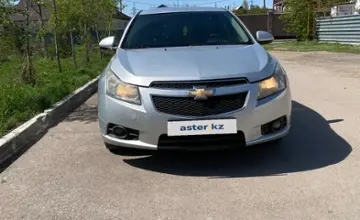 Chevrolet Cruze 2011 года за 3 000 000 тг. в Астана фото 1