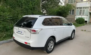 Mitsubishi Outlander 2013 года за 5 500 000 тг. в Алматы фото 4