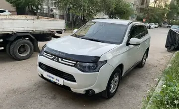 Mitsubishi Outlander 2013 года за 5 500 000 тг. в Алматы фото 1