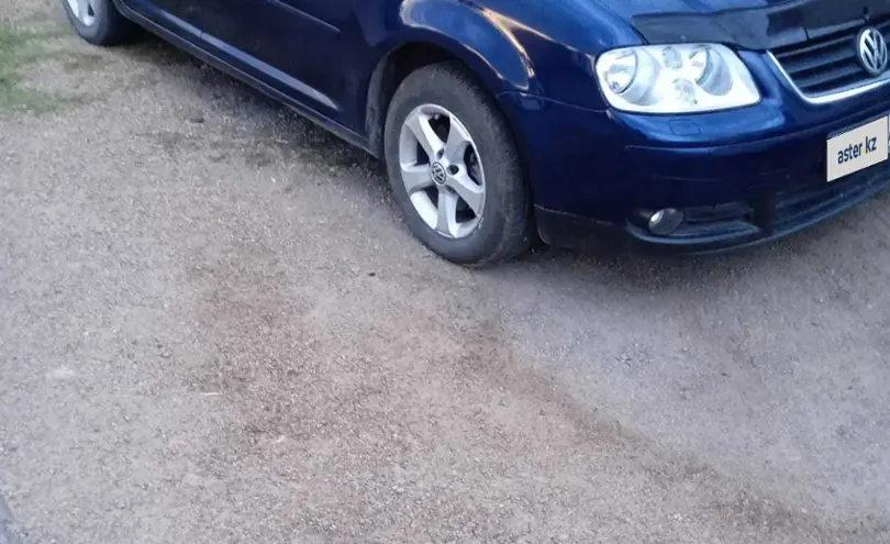 Volkswagen Touran 2005 года за 3 500 000 тг. в Астана фото 3
