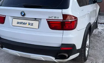 BMW X5 2010 года за 9 000 000 тг. в Астана фото 2