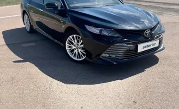 Toyota Camry 2018 года за 13 800 000 тг. в Павлодар фото 2