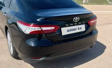 Toyota Camry 2018 года за 13 800 000 тг. в Павлодар