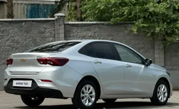 Chevrolet Onix 2023 года за 5 600 000 тг. в Алматы фото 4