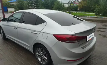 Hyundai Elantra 2018 года за 7 500 000 тг. в Астана