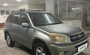 Toyota RAV4 2004 года за 5 000 000 тг. в Алматы фото 3