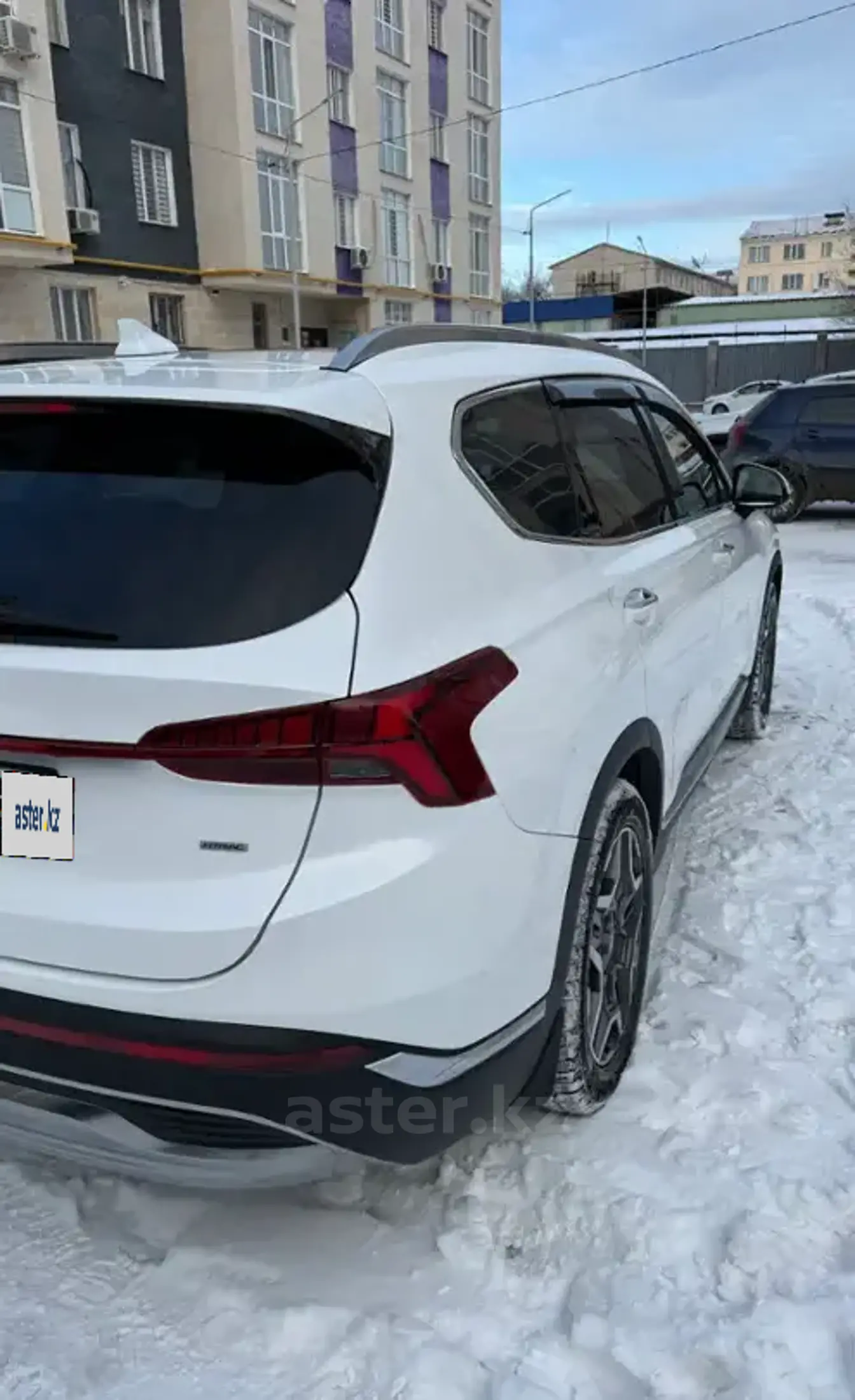Hyundai Santa Fe 2021 года за 15 500 000 тг. в Алматы фото 4