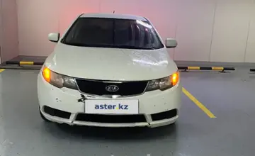 Kia Cerato 2010 года за 3 000 000 тг. в Астана фото 2