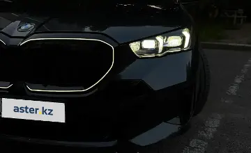 BMW 5 серии 2024 года за 31 500 000 тг. в Алматы фото 2