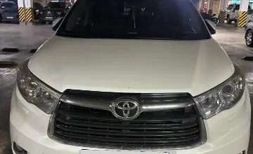 Toyota Highlander 2014 года за 16 500 000 тг. в Астана фото 2