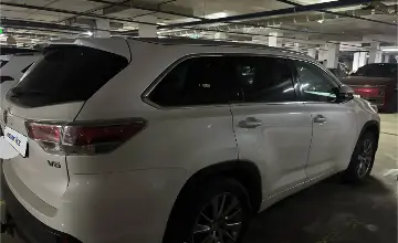 Toyota Highlander 2014 года за 16 500 000 тг. в Астана фото 3