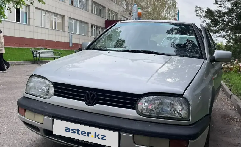 Volkswagen Golf 1993 года за 1 800 000 тг. в Алматы