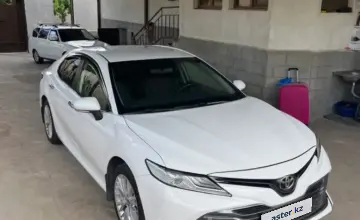 Toyota Camry 2018 года за 10 500 000 тг. в Шымкент фото 3