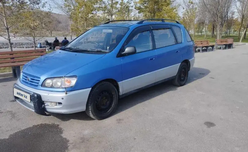 Toyota Ipsum 1997 года за 2 500 000 тг. в Алматы фото 1