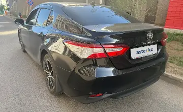 Toyota Camry 2021 года за 14 900 000 тг. в Астана фото 3