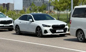 BMW 5 серии 2024 года за 38 000 000 тг. в Астана фото 3
