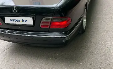 Mercedes-Benz E-Класс 2002 года за 5 500 000 тг. в Алматы фото 4